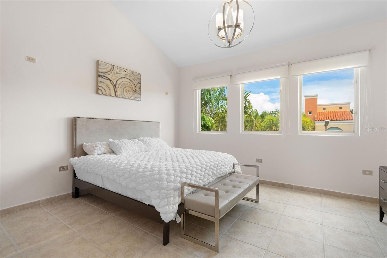 AQUABELLA - Residential