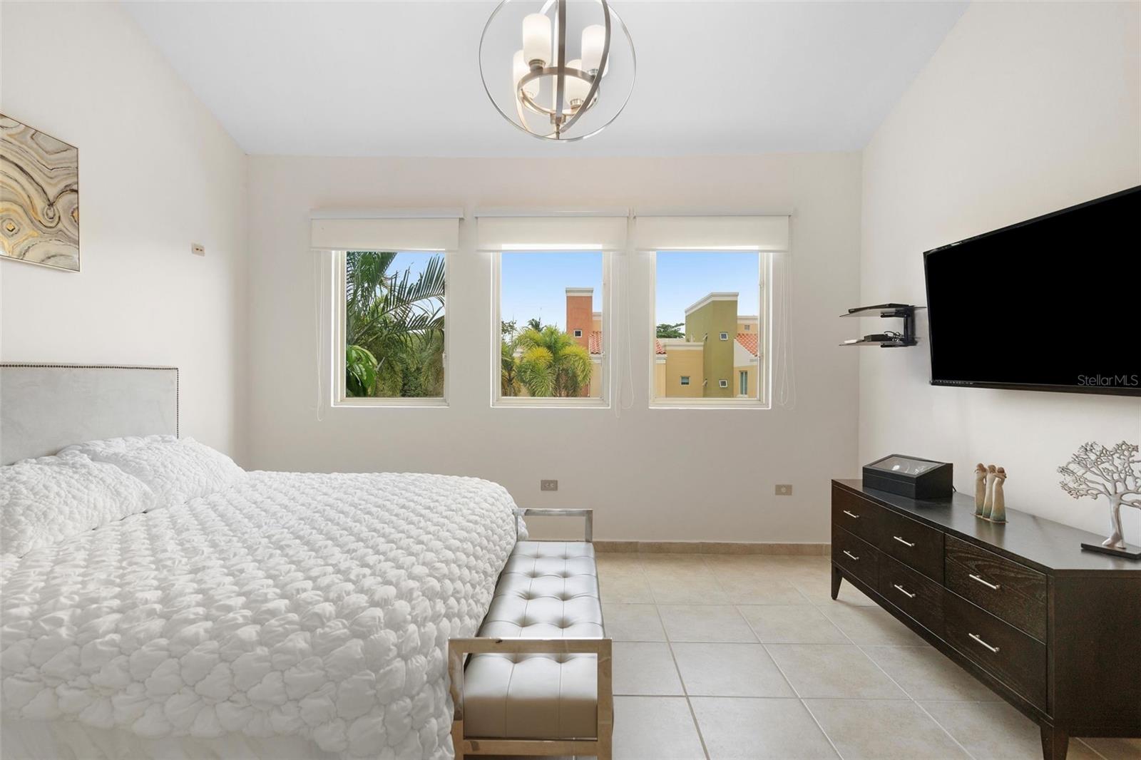 AQUABELLA - Residential