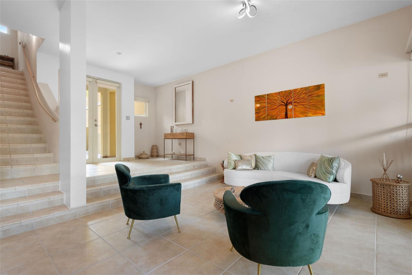 AQUABELLA - Residential