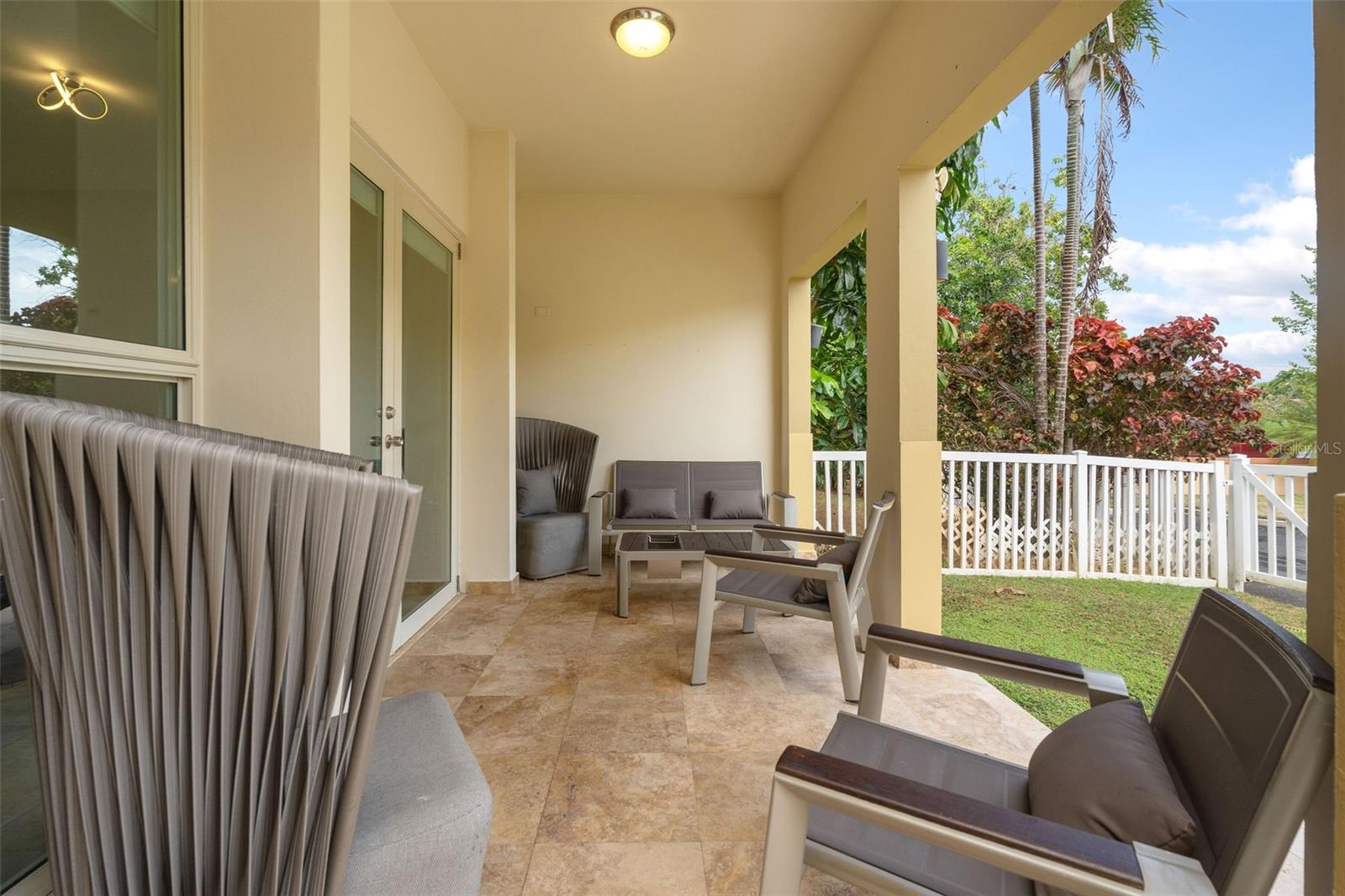 AQUABELLA - Residential