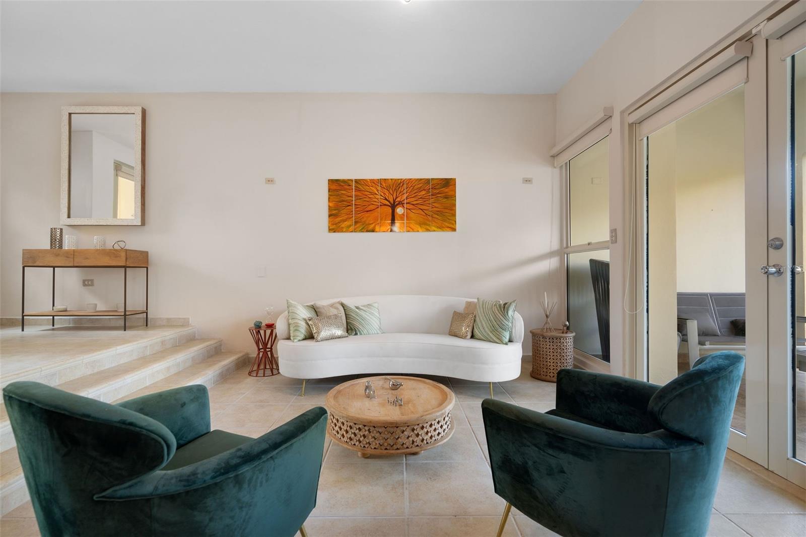 AQUABELLA - Residential