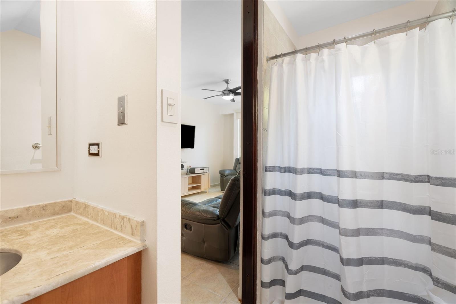 AQUABELLA - Residential