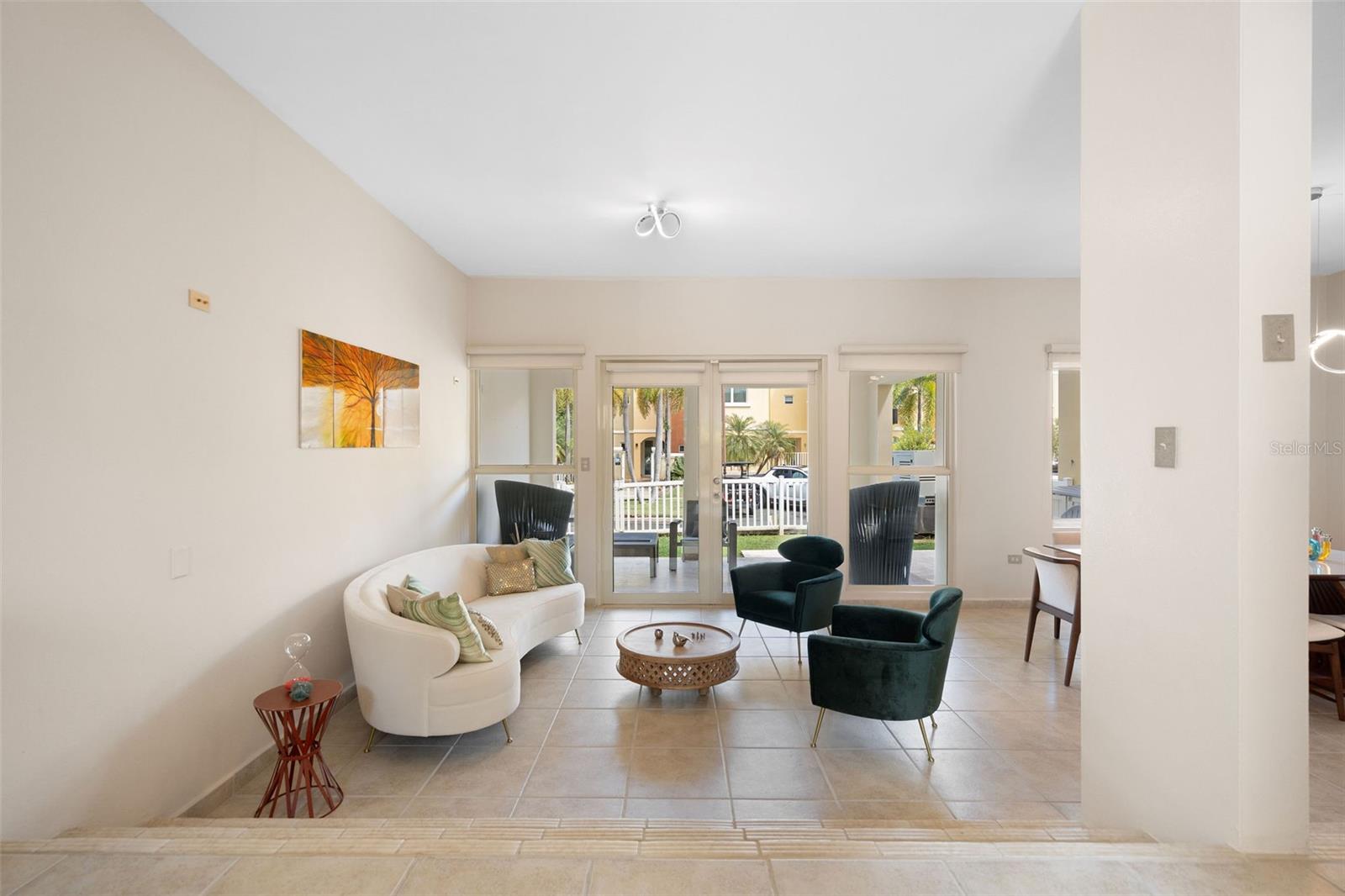 AQUABELLA - Residential