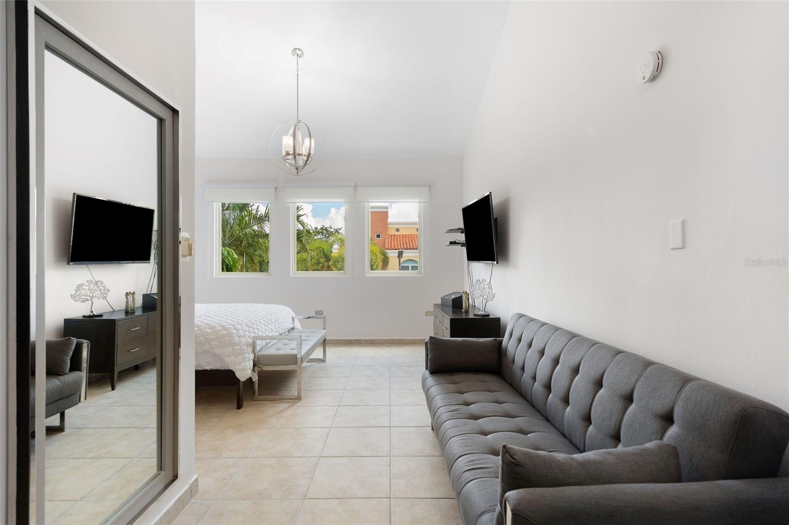 AQUABELLA - Residential