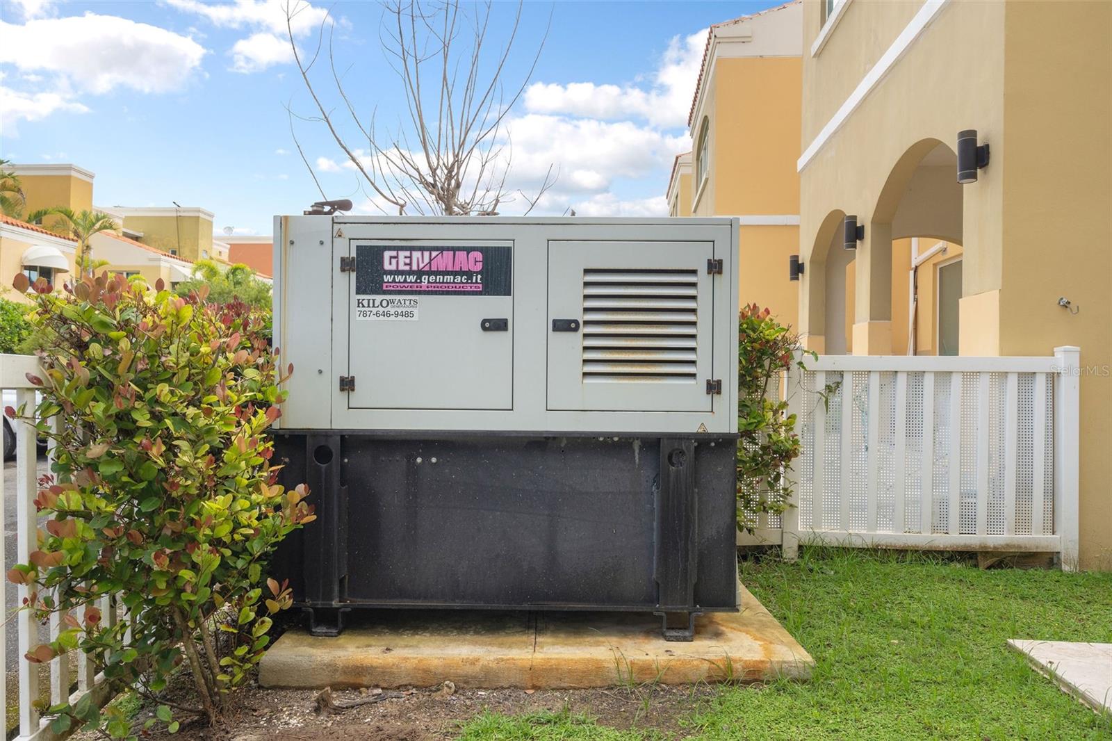 AQUABELLA - Residential