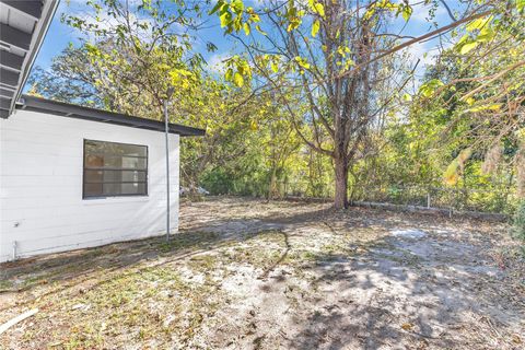 A home in APOPKA