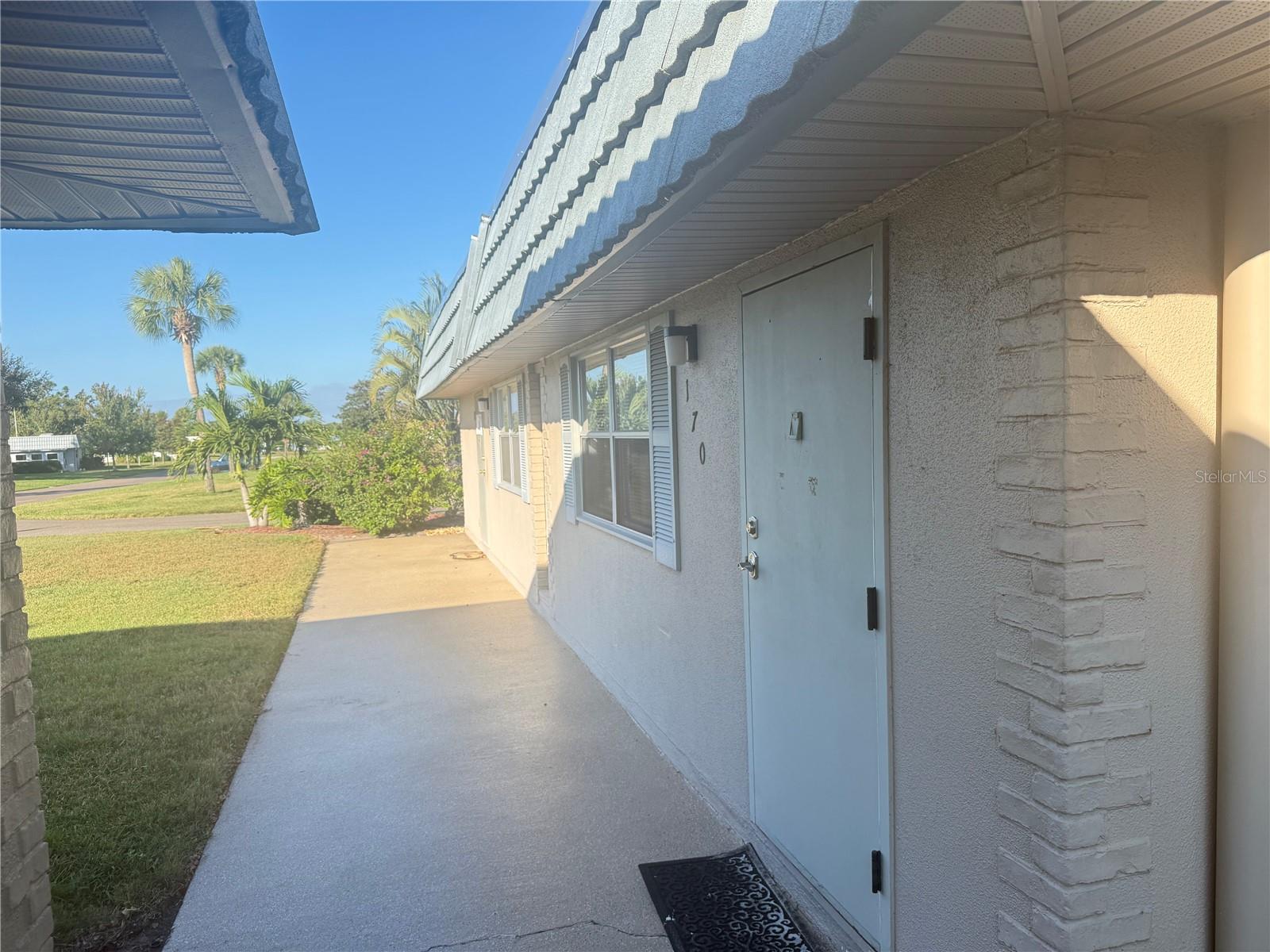 Photo 1 of 20 — 1802 BEDFORD TERRACE 170, SUN CITY CENTER, FL 33573
