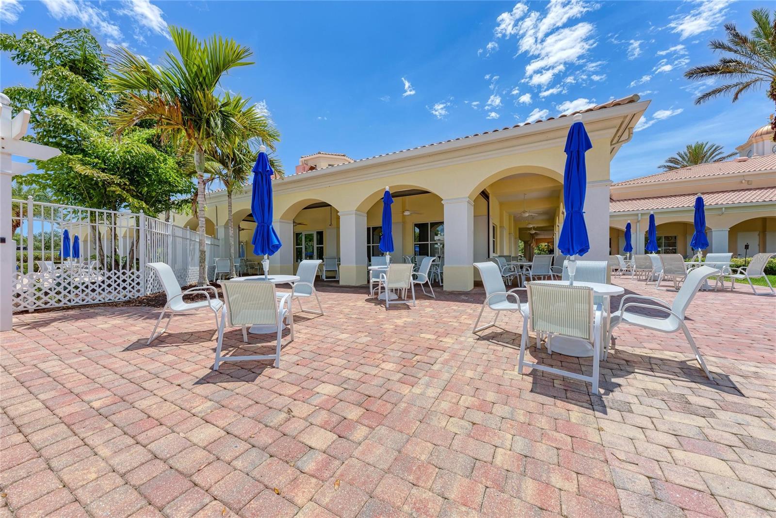 VILLAGEWALK - Residential