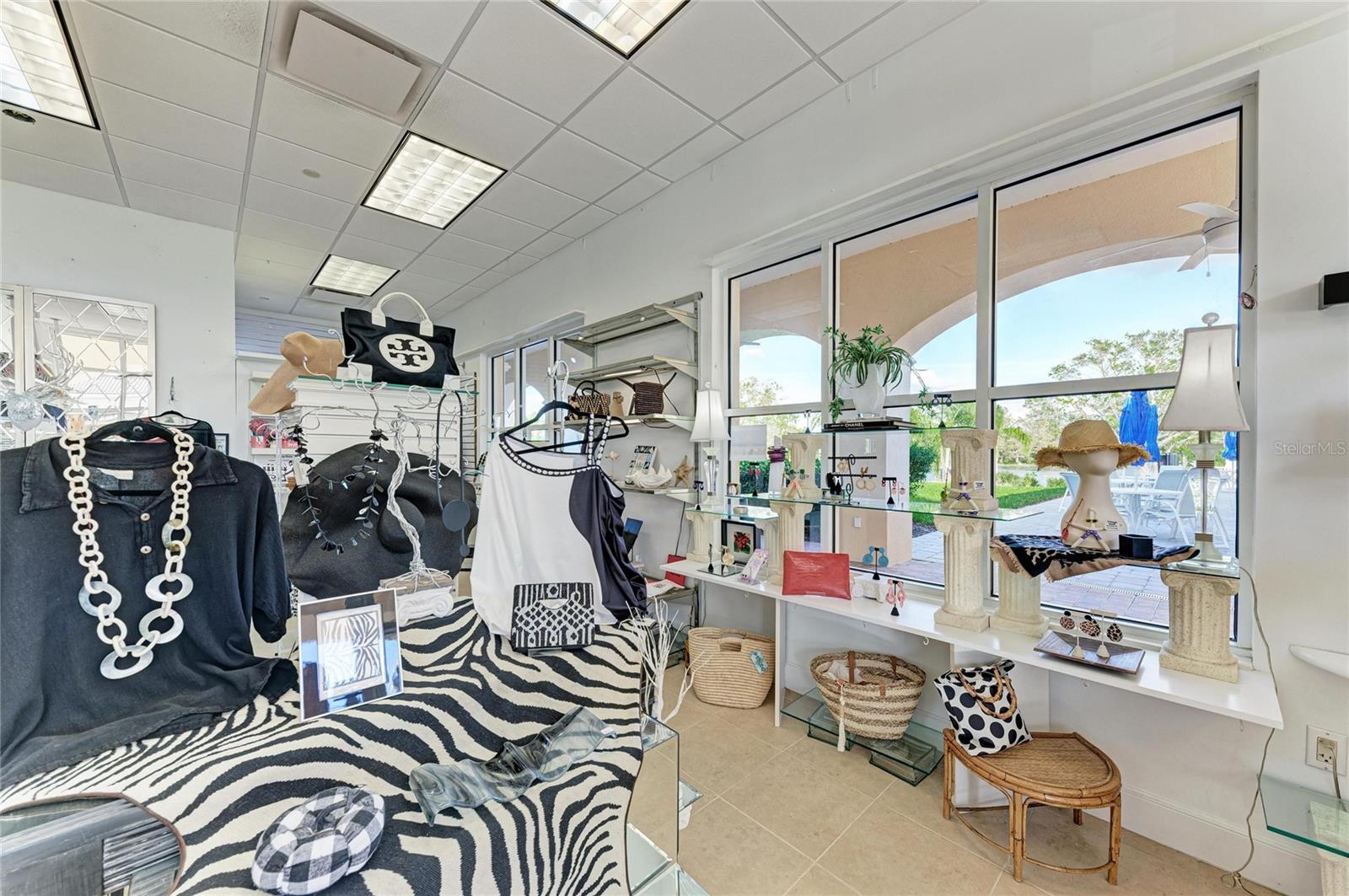 VILLAGEWALK - Residential