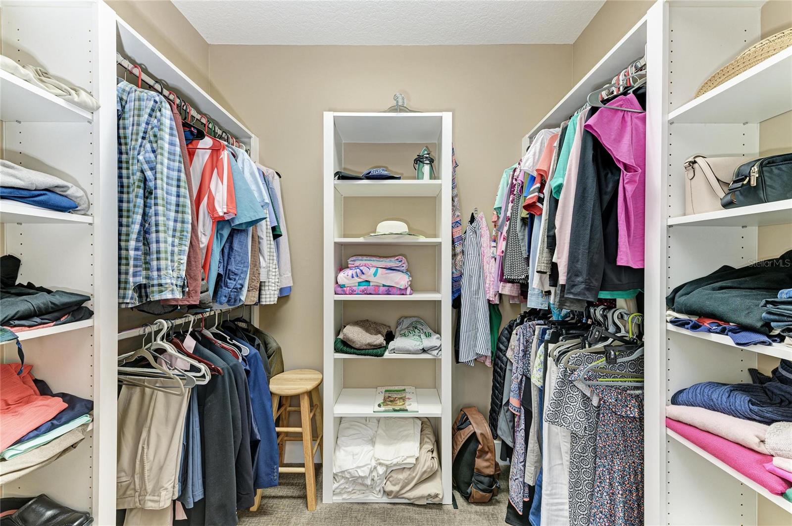 VILLAGEWALK - Residential