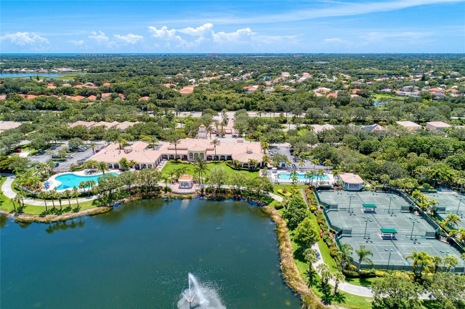 VILLAGEWALK - Residential