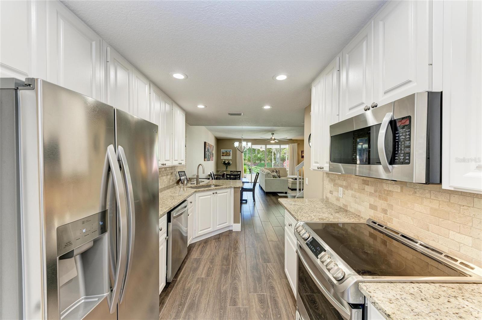 VILLAGEWALK - Residential