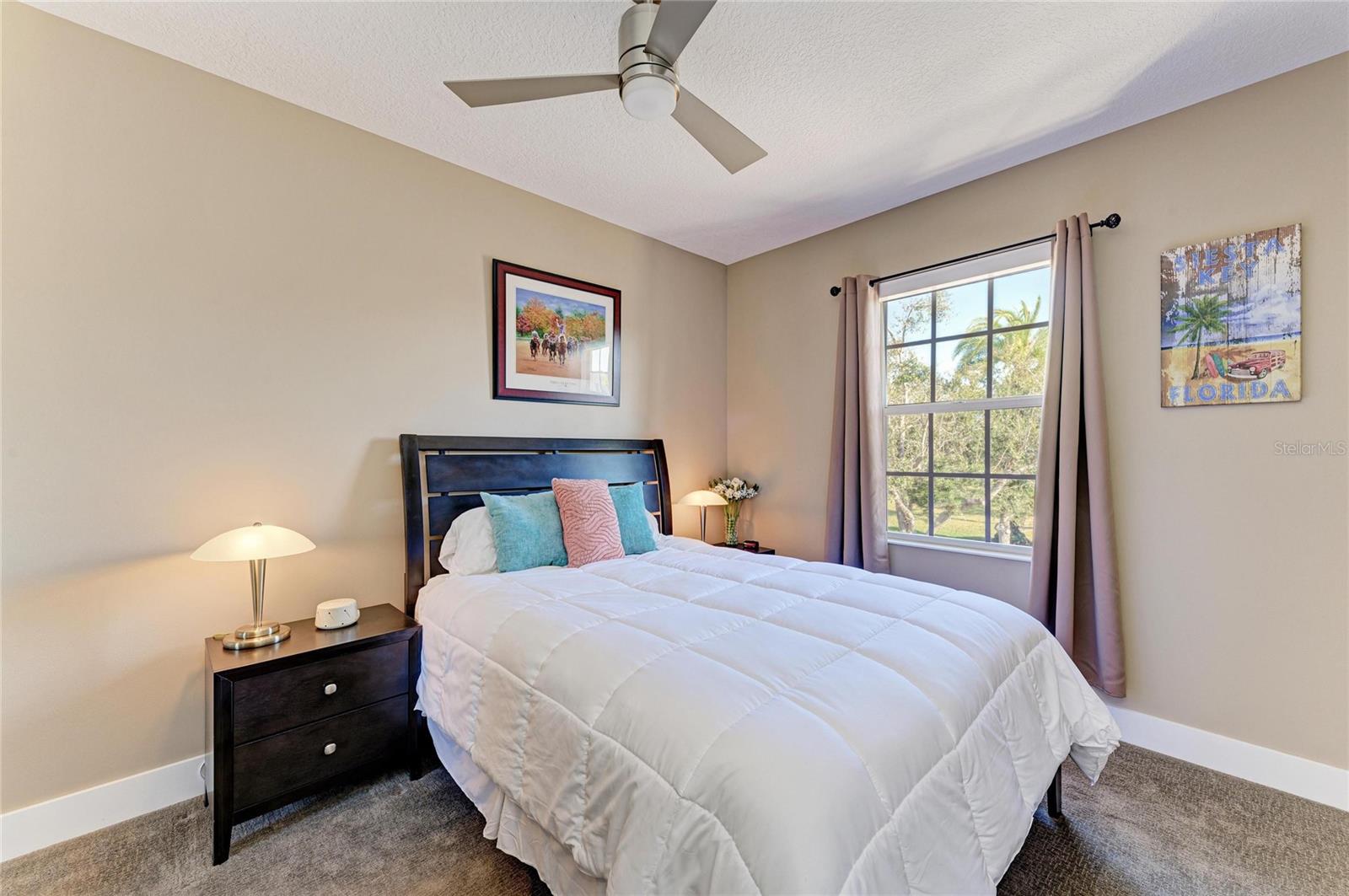 VILLAGEWALK - Residential