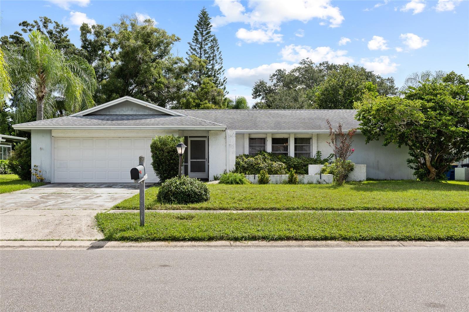 2719 ASHWOOD COURT