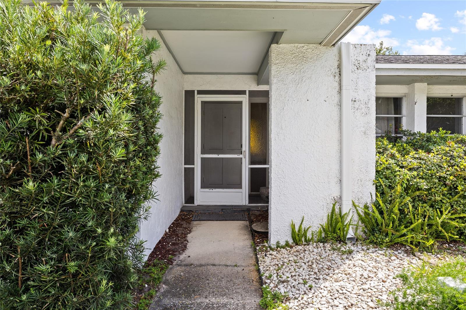 2719 ASHWOOD COURT