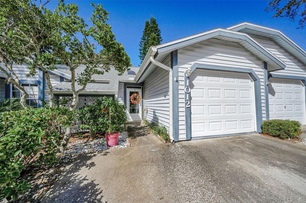 Photo of 39650 Us Highway 19 N #1012, Tarpon Springs, FL 34689 (MLS # TB8438587)