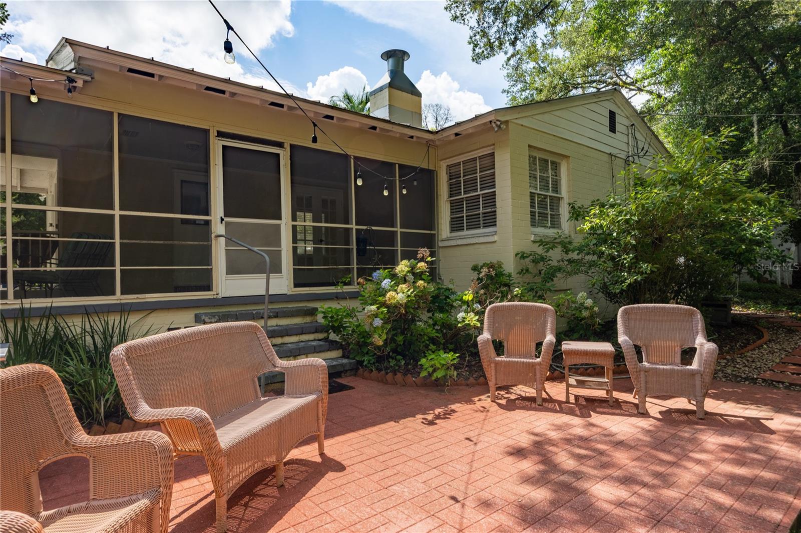 434 NW 25TH STREET