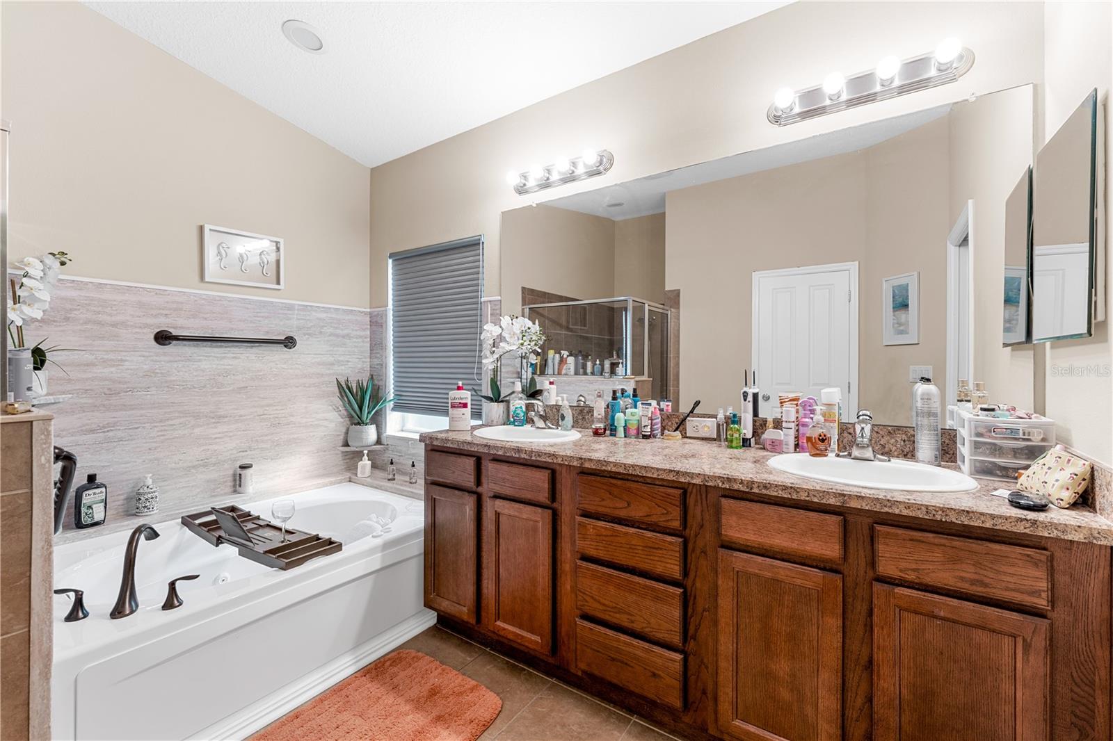 OAK CRK PH 02 - Residential