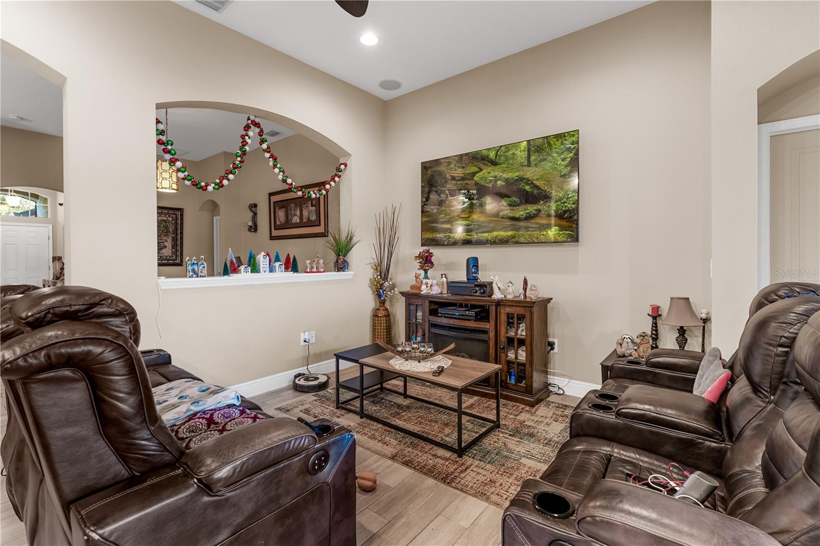 OAK CRK PH 02 - Residential