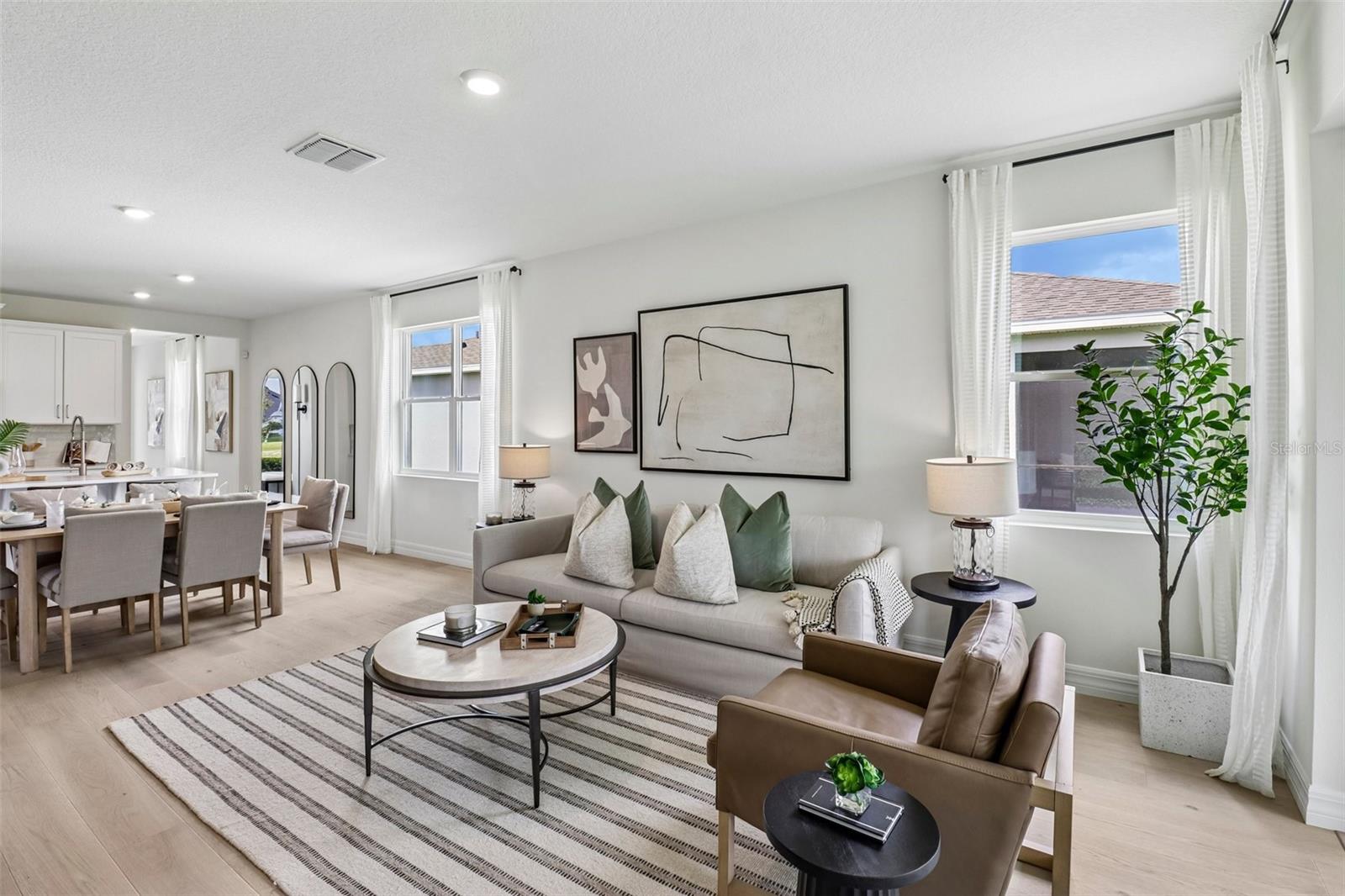 3945 KENNEBUNK LOOP