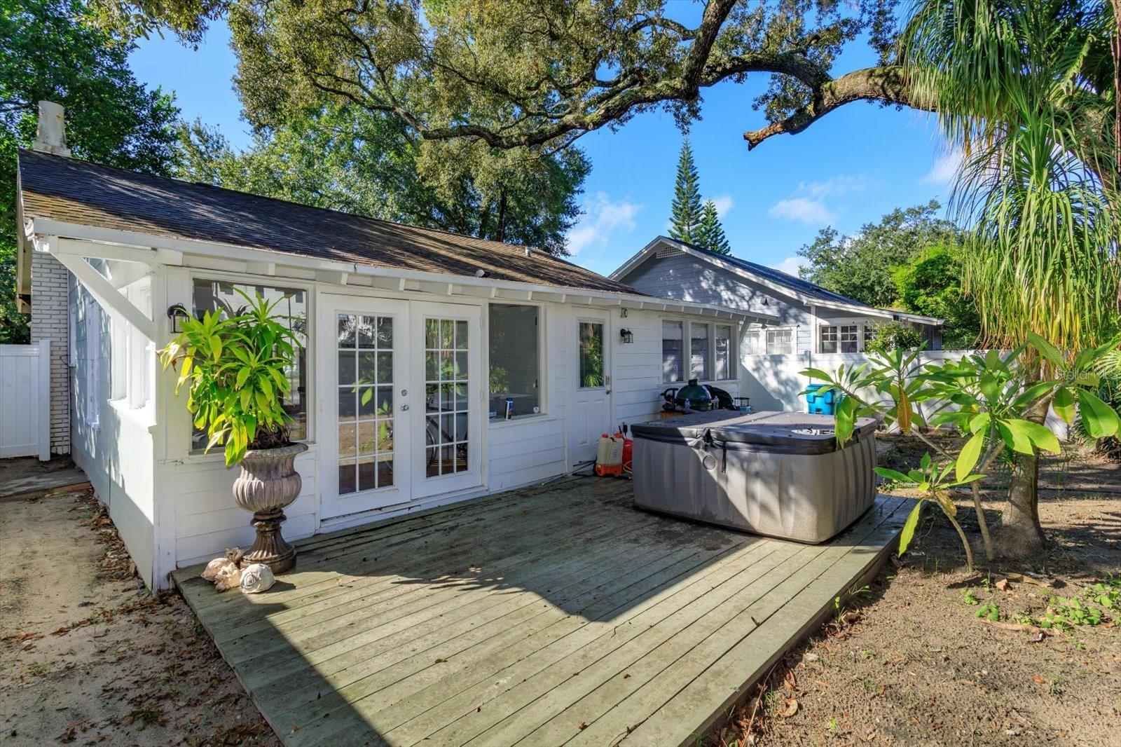 THORNTON PARK ADD - Residential