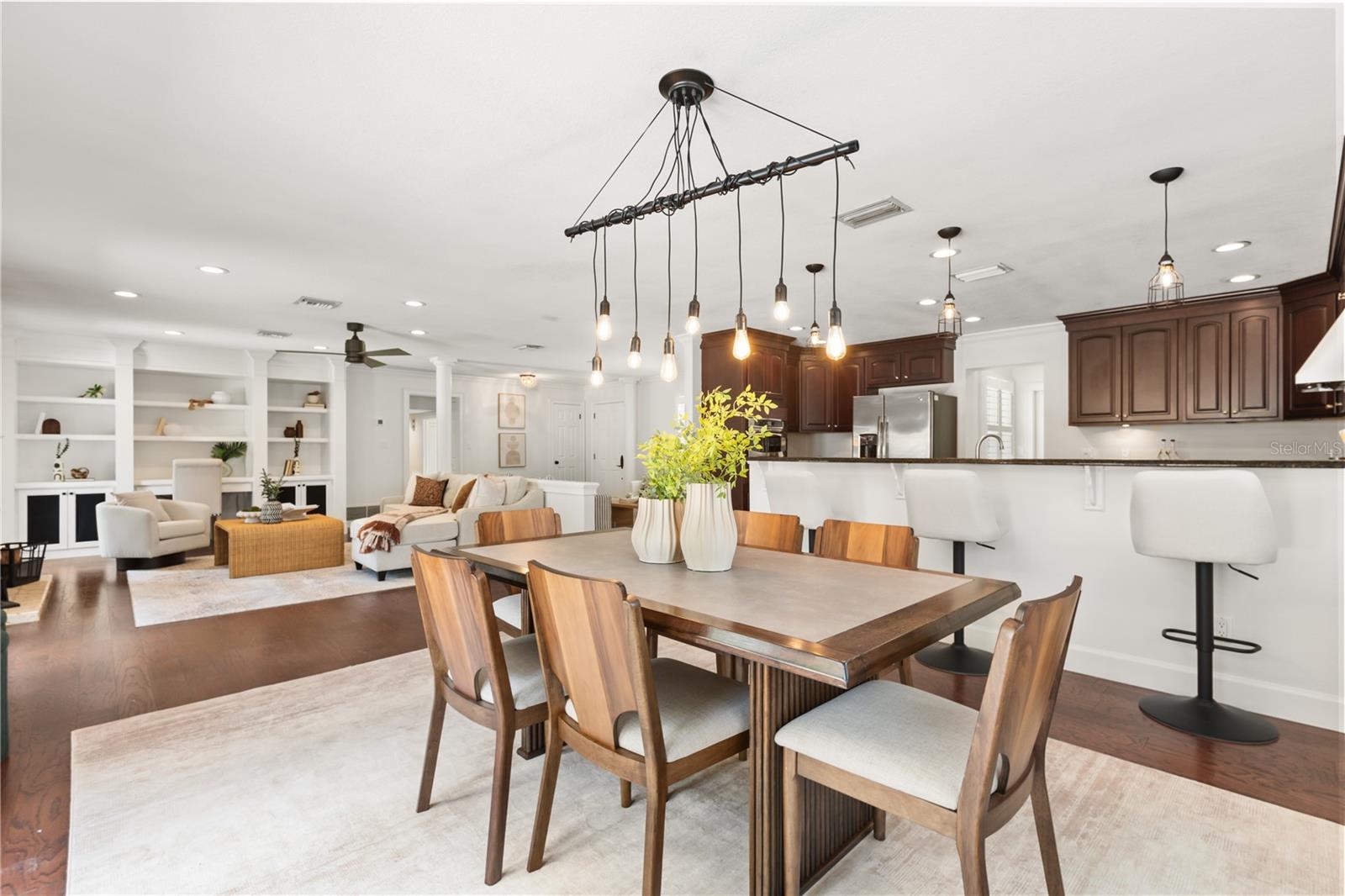 DOMMERICH HILLS - Residential