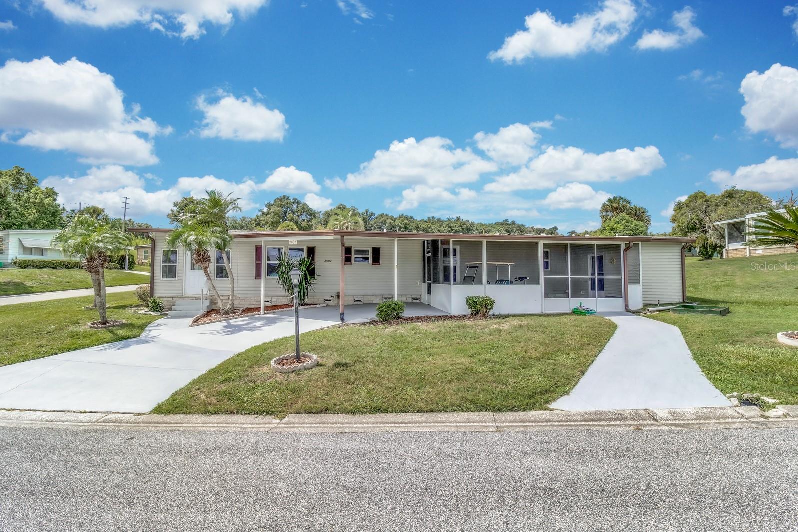 2002 LIVE OAK LANE 14