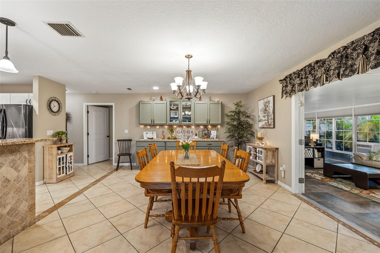 BAHIA VISTA HIGHLANDS - Residential