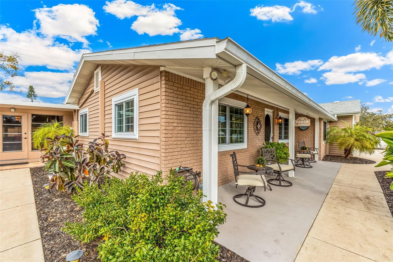 BAHIA VISTA HIGHLANDS - Residential