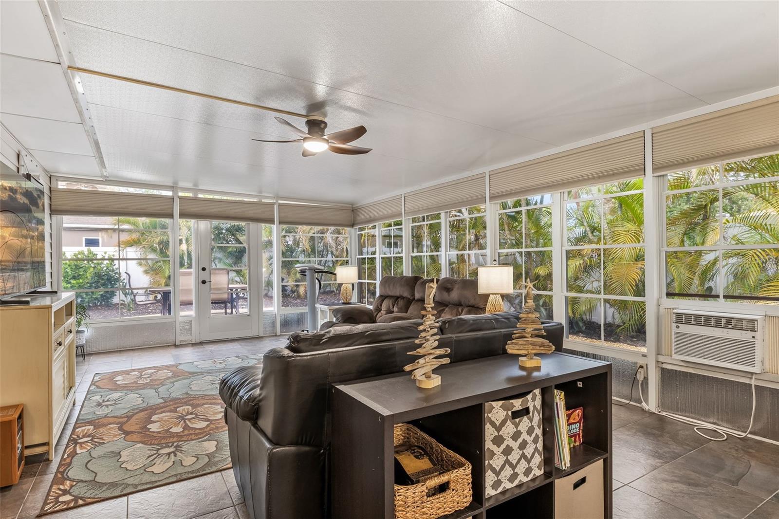 BAHIA VISTA HIGHLANDS - Residential