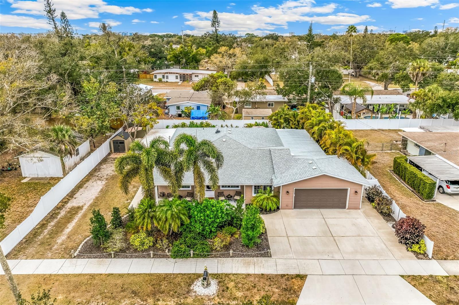 BAHIA VISTA HIGHLANDS - Residential