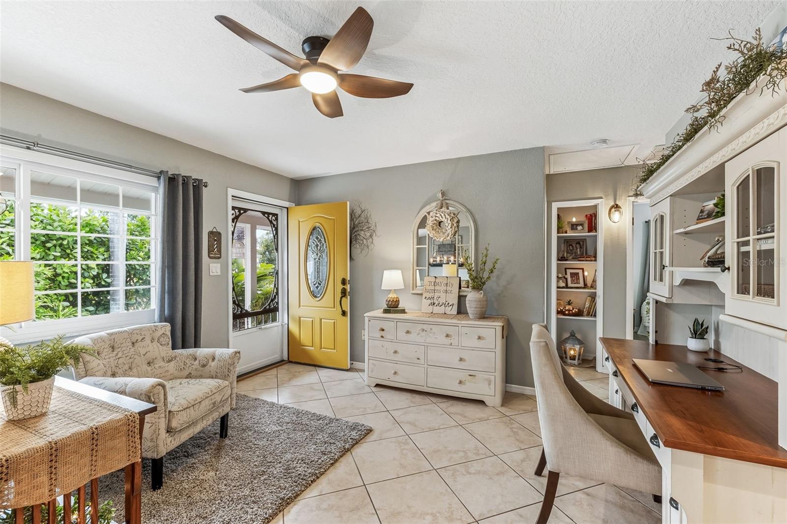 BAHIA VISTA HIGHLANDS - Residential