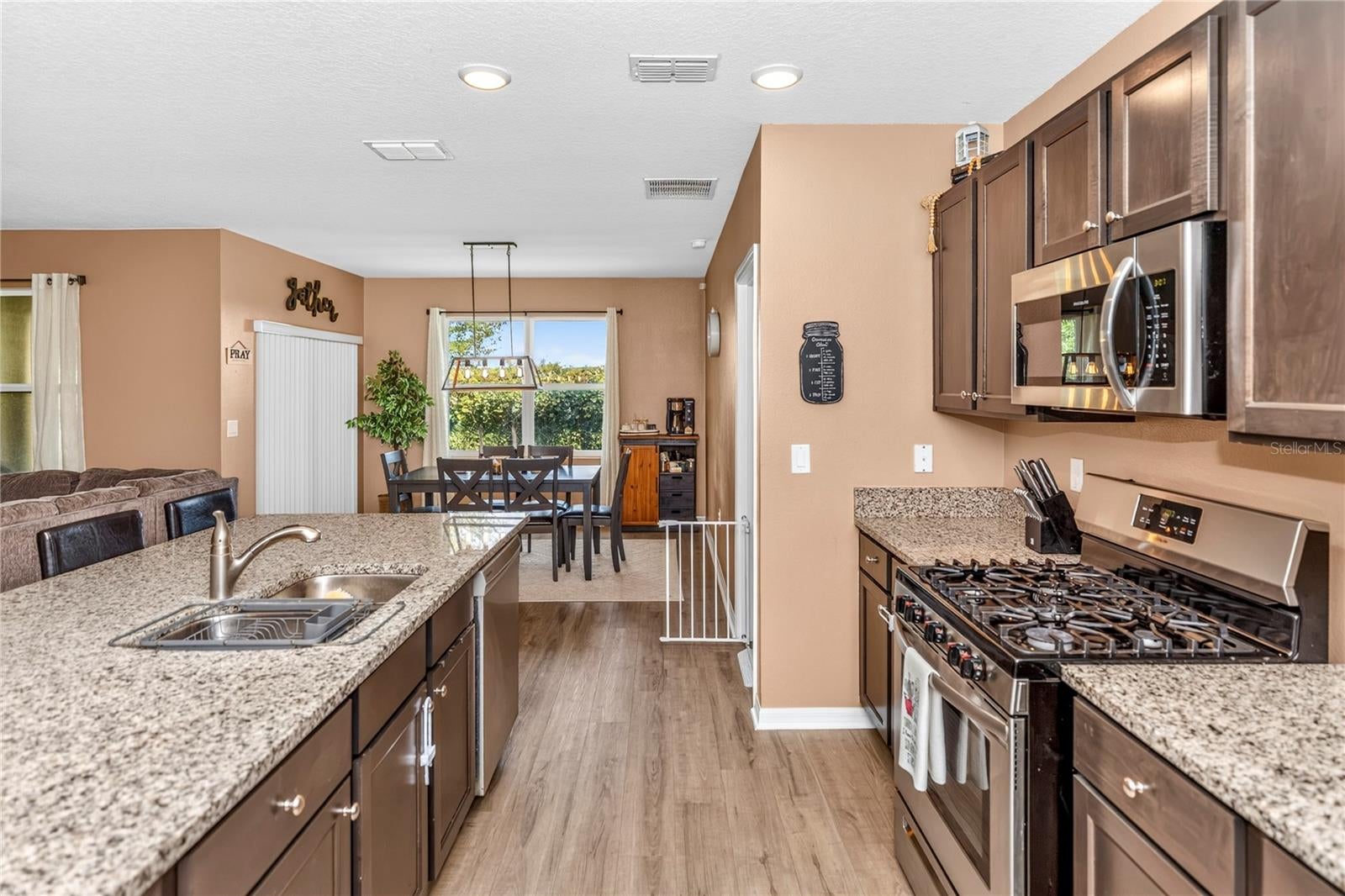 339 LAZIO CIRCLE