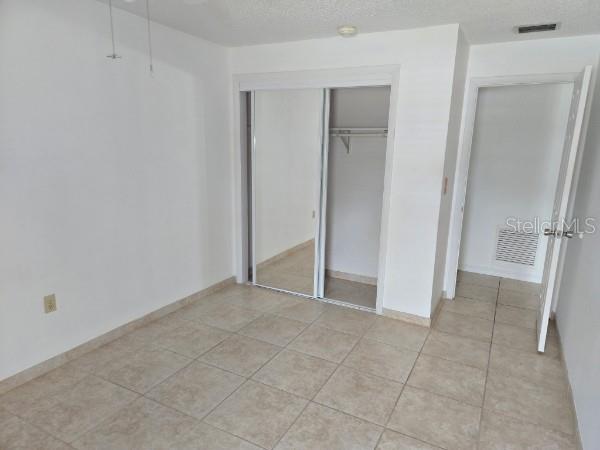 SUMMIT VILLAGE UNIT 2 - Residential Lease