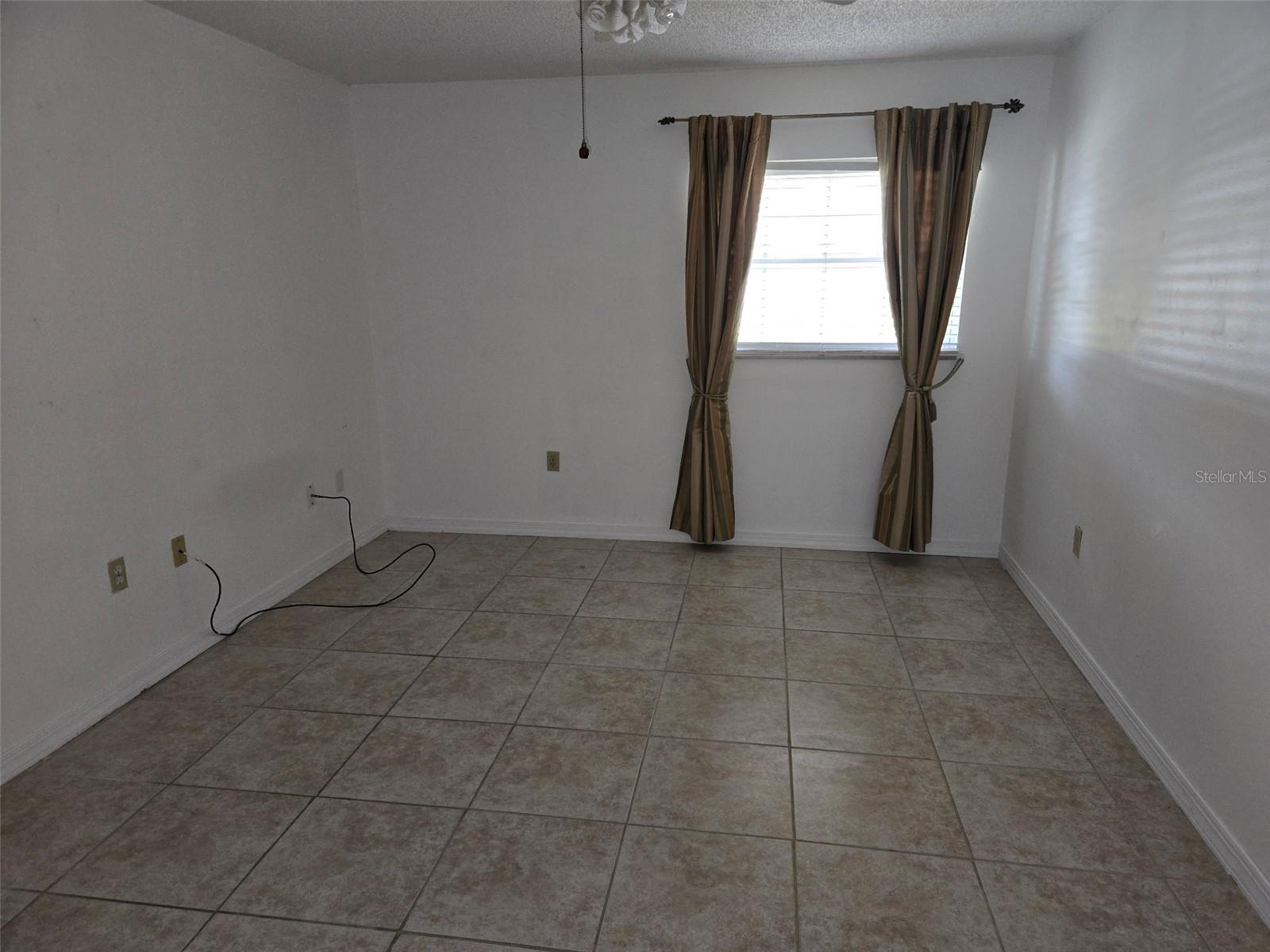 SUMMIT VILLAGE UNIT 2 - Residential Lease