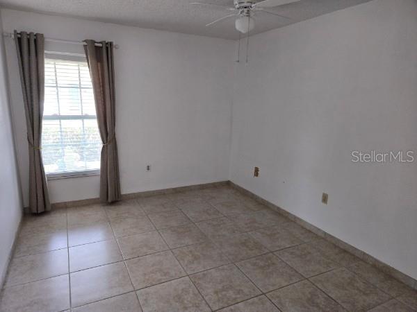 SUMMIT VILLAGE UNIT 2 - Residential Lease