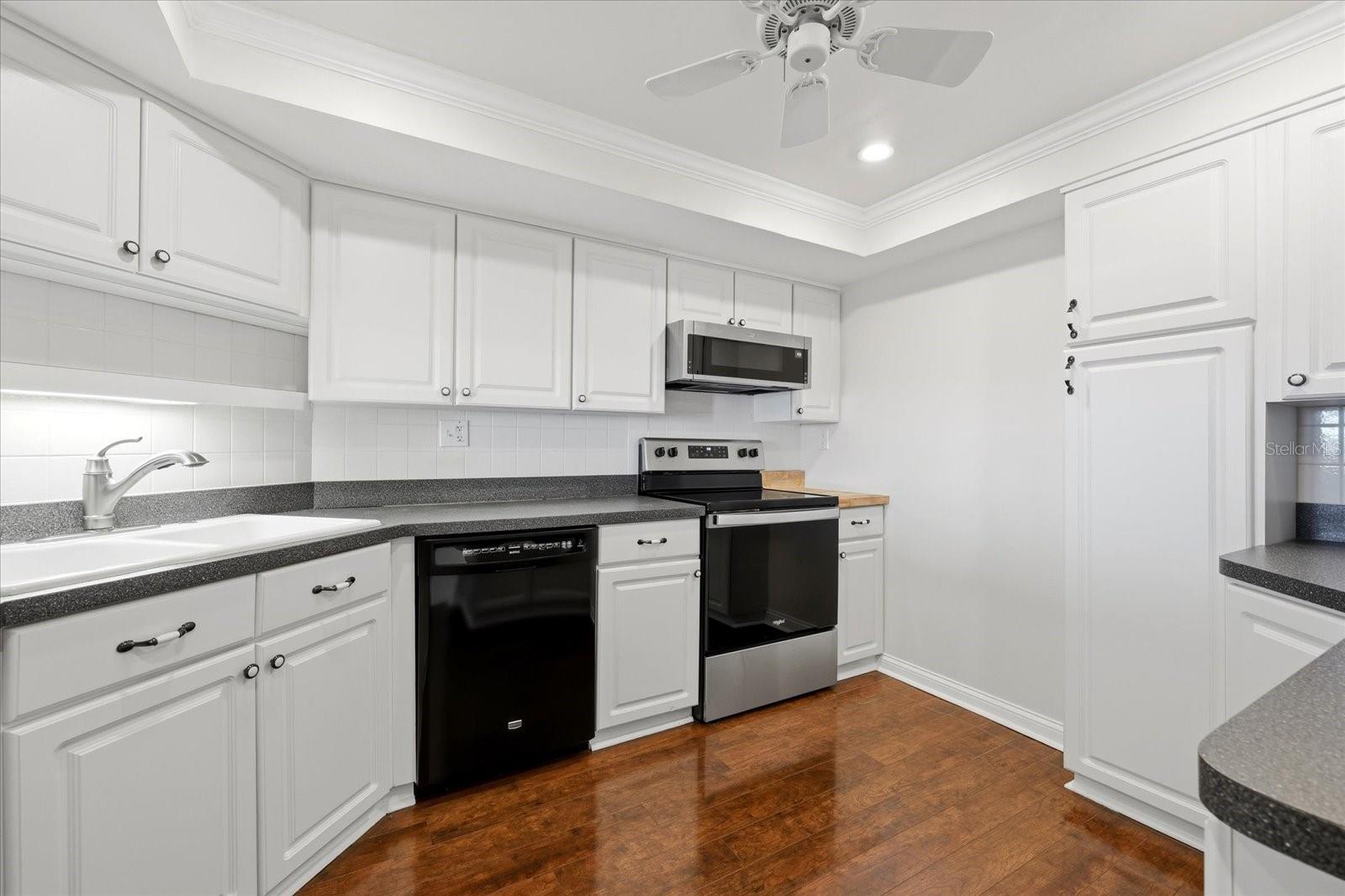 BAY ISLAND GROUP 1 - Residential