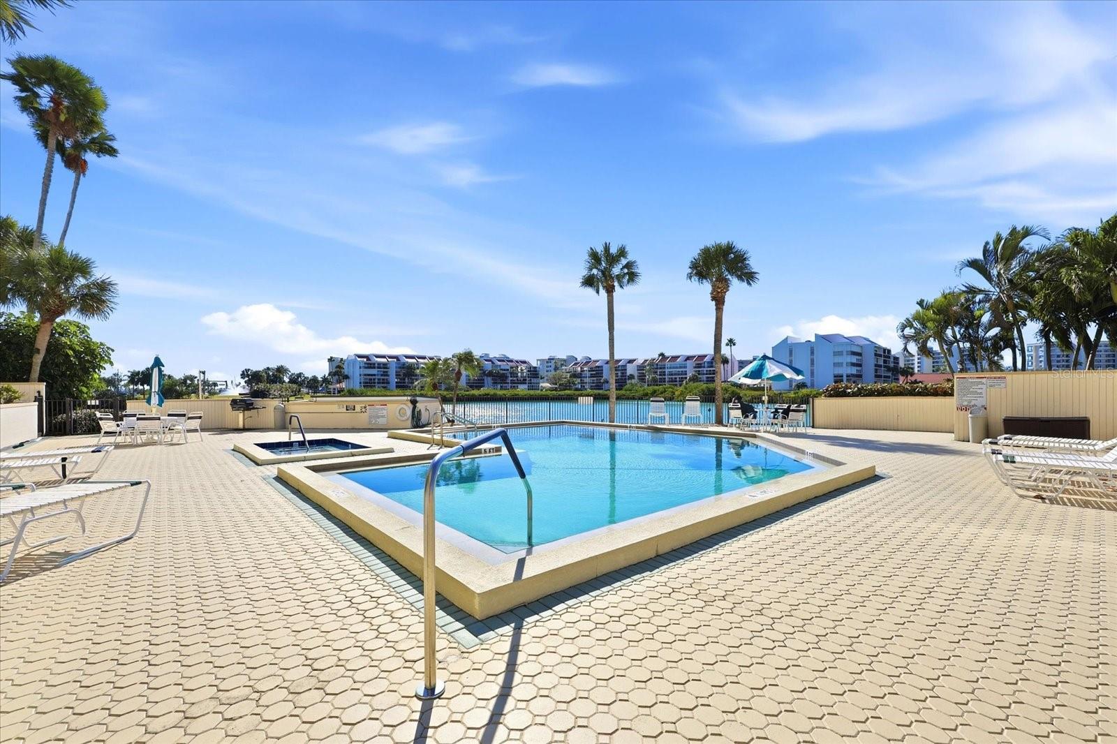 BAY ISLAND GROUP 1 - Residential