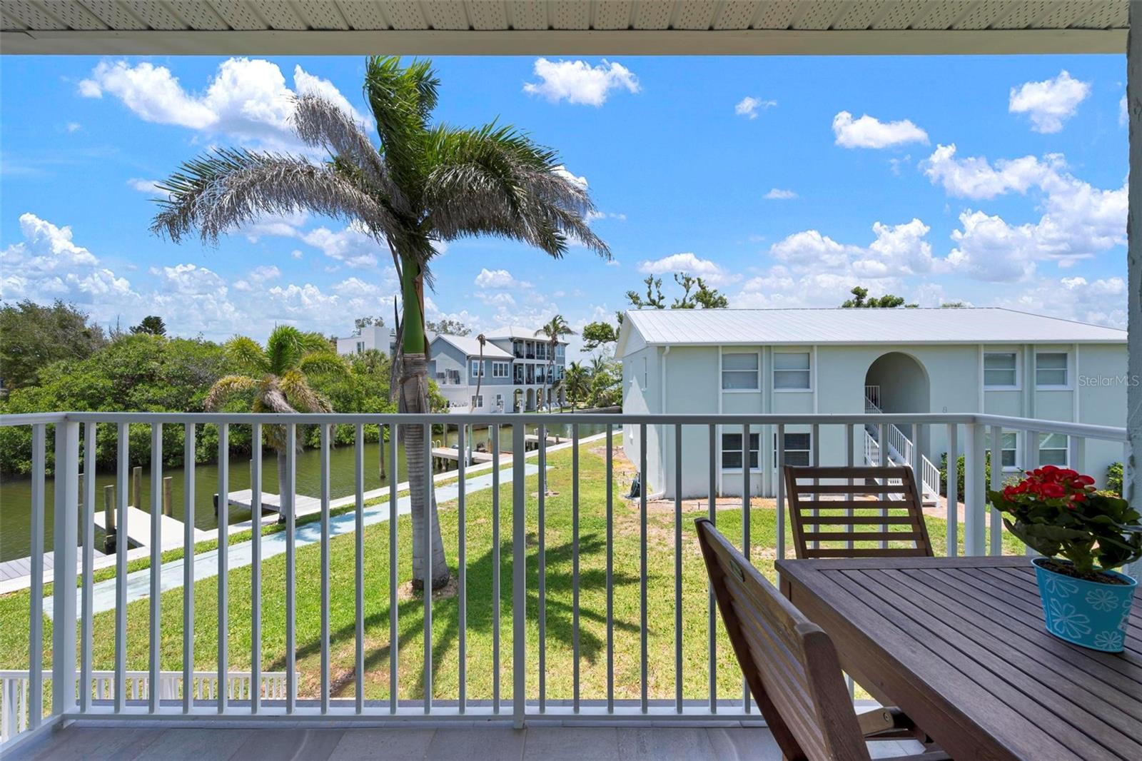522 PINE AVENUE 7D