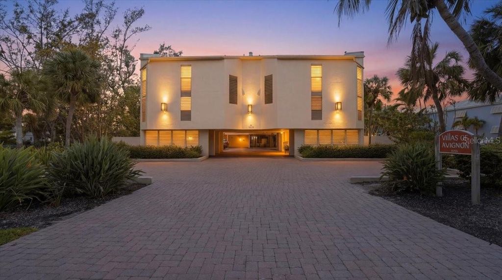 Photo of 5611 Gulf Of Mexico Drive #3, Longboat Key, FL 34228 (MLS # A4689637)