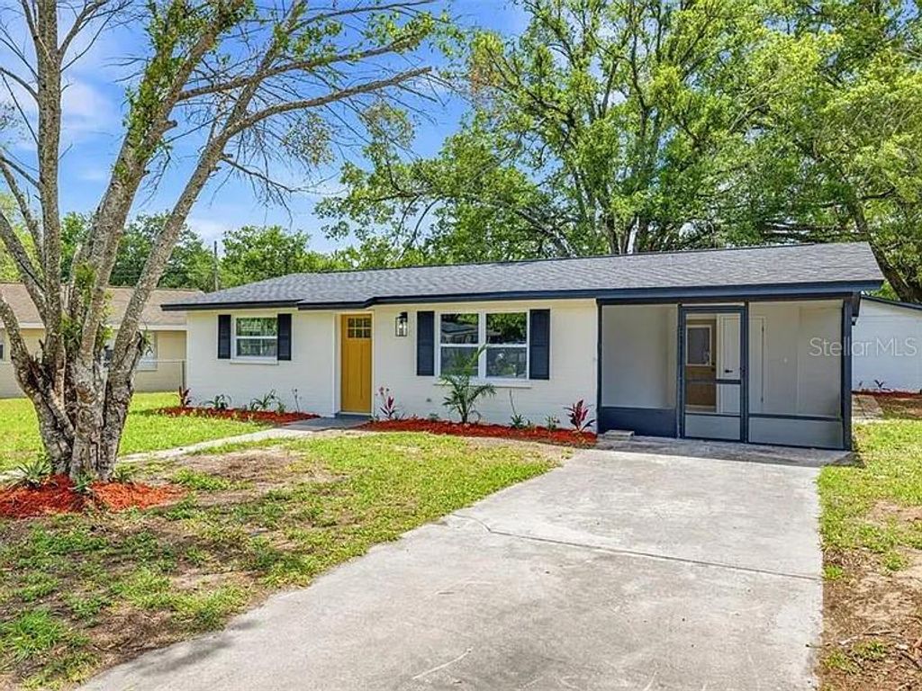 Photo of 39252 Heights Avenue, Zephyrhills, FL 33542 (MLS # TB8502619)