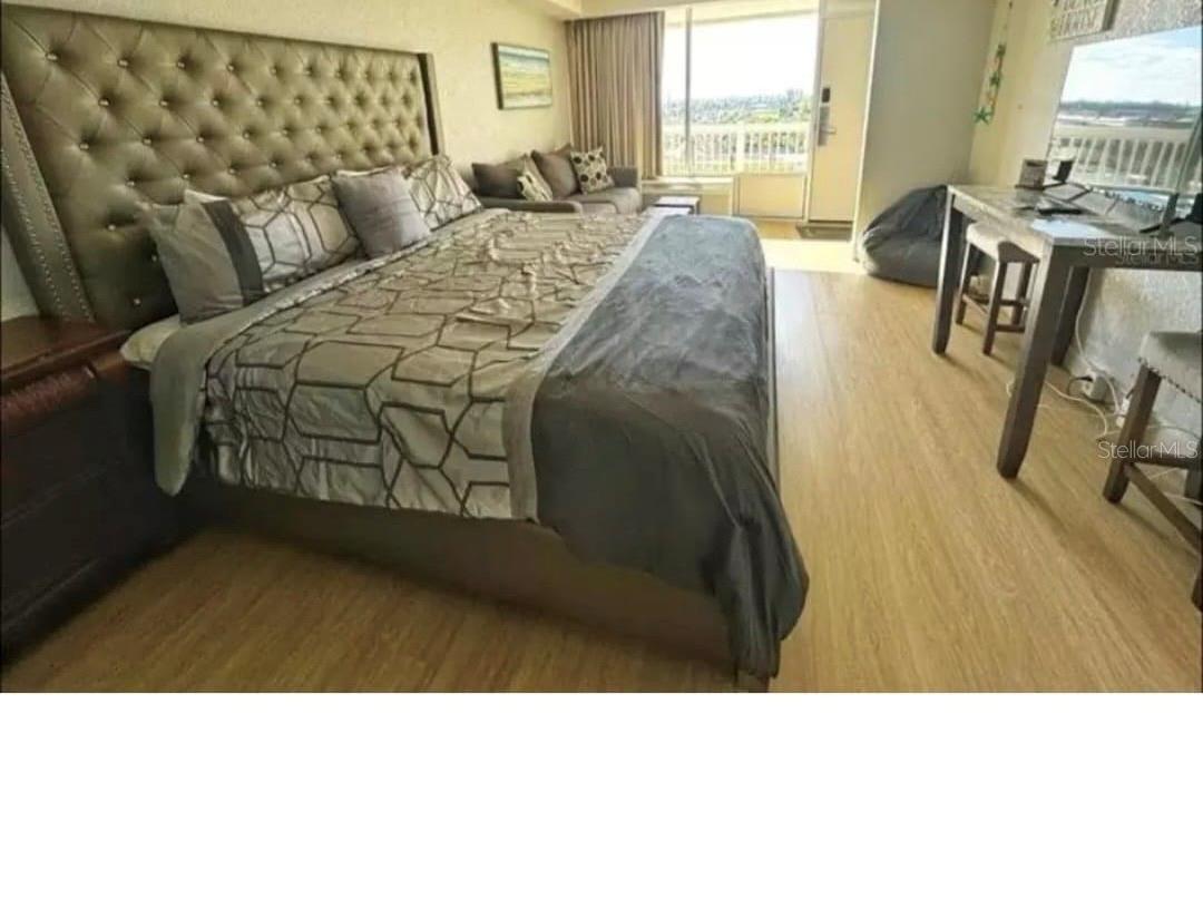 DAYTONA BEACH RESORT & CONFER - Residential