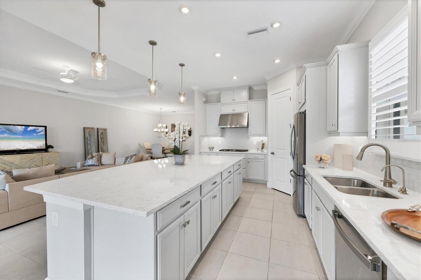 AZARIO ESPLANADE PH II SUBPH C-O - Residential