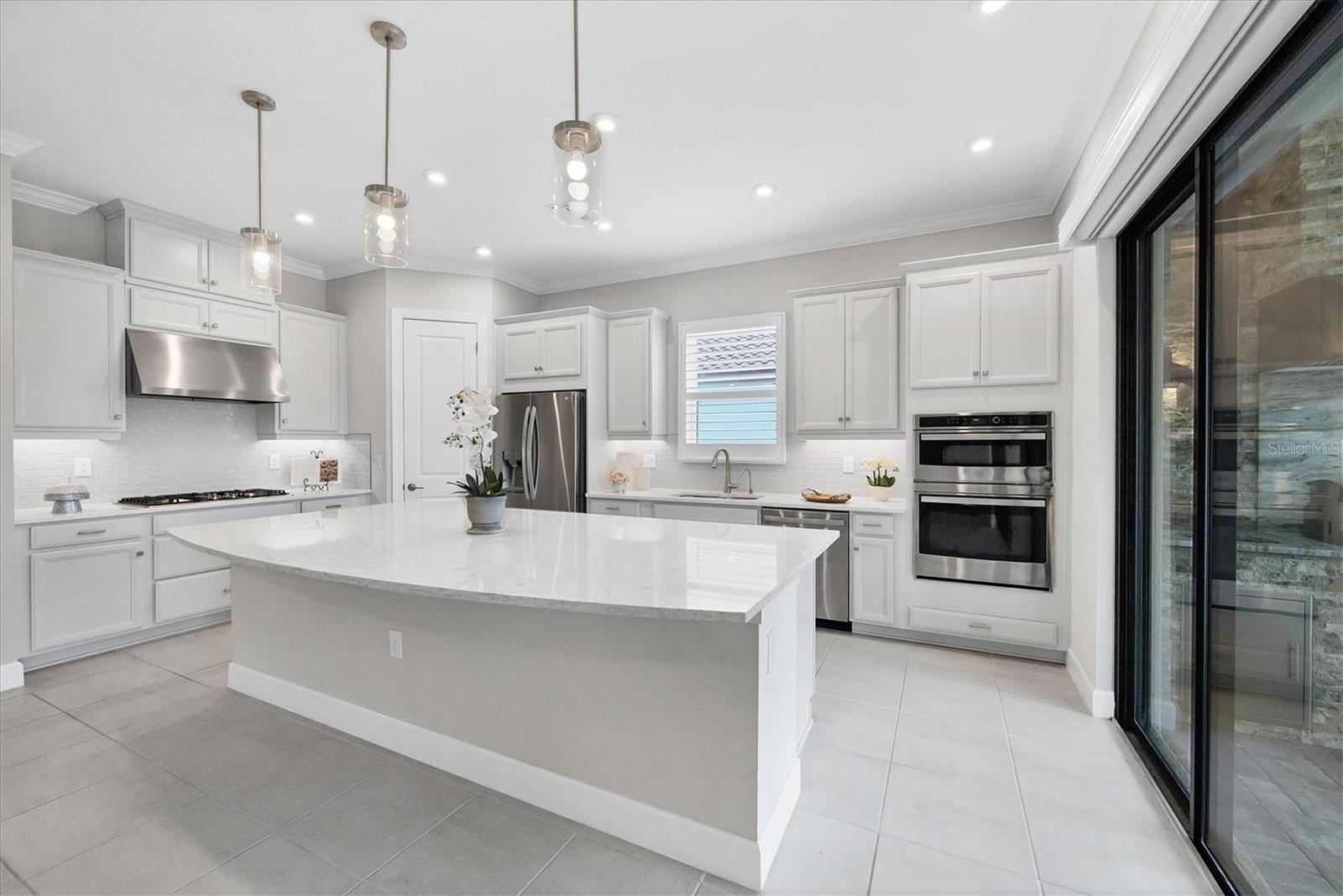 AZARIO ESPLANADE PH II SUBPH C-O - Residential