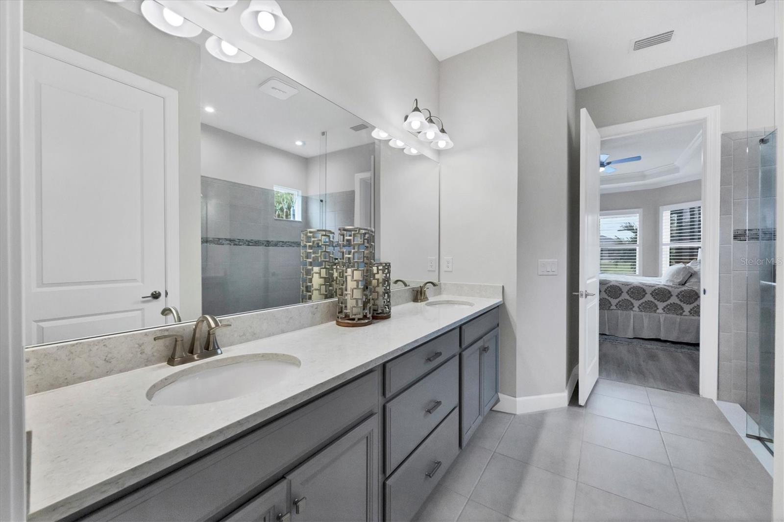 AZARIO ESPLANADE PH II SUBPH C-O - Residential