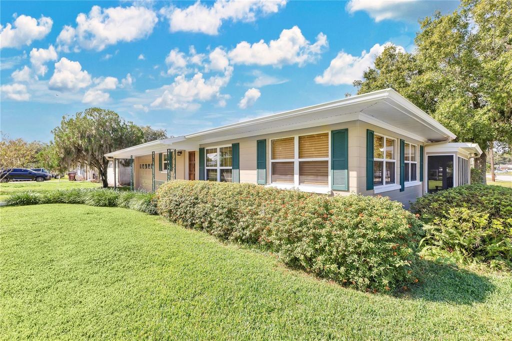 Photo of 200 Virginia Avenue, Saint Cloud, FL 34769 (MLS # S5137064)