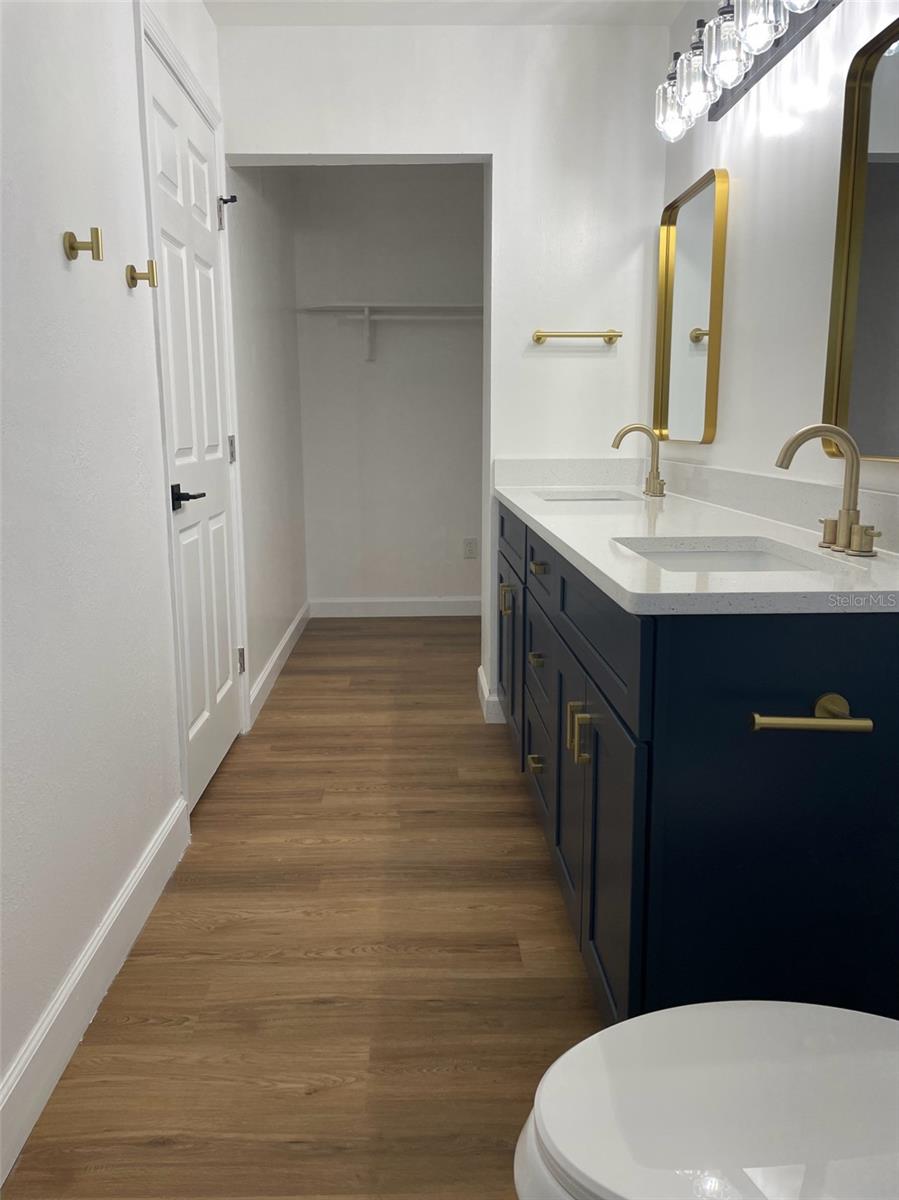 WINDSOR PARK FIRST UNIT - Residential