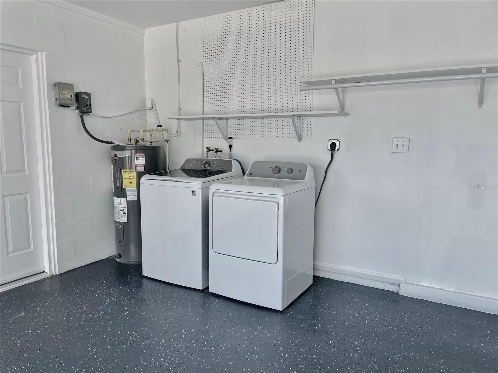 WINDSOR PARK FIRST UNIT - Residential