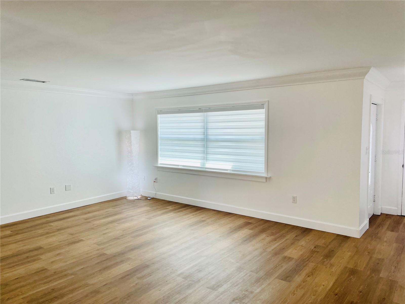 WINDSOR PARK FIRST UNIT - Residential