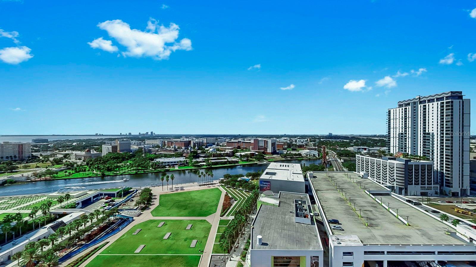 777 N ASHLEY DRIVE 1702